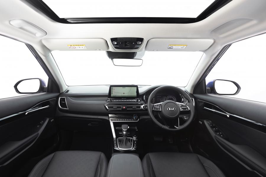 Торпедо Kia Seltos GT-Line AWD 1.6T 2019 года  (AU) (фото 9 из 22)